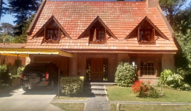 Chalet Bosque Peralta Ramos