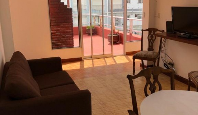 Departamento para 6 huéspedes con vista al mar con terraza privada y parrilla