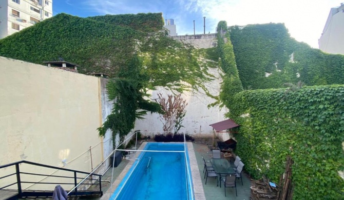 Habitaciónes en Casa con piscina en Palermo