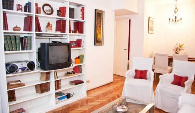 Mena House en Recoleta 3 Bed 2 Bath - Piso Alto