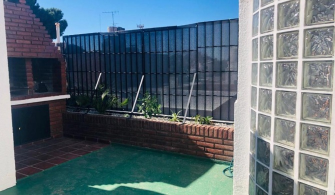 CASTELAR 290 - TERRAZA CON ASADOR - COCHERA - opcional-