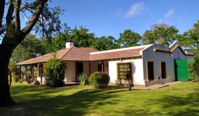 Beautiful farm Boutique Homestay Chacra La CH