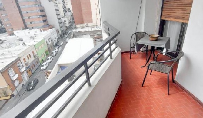 Departamento 9 de julio y Urquiza centro de Cordoba con balcón