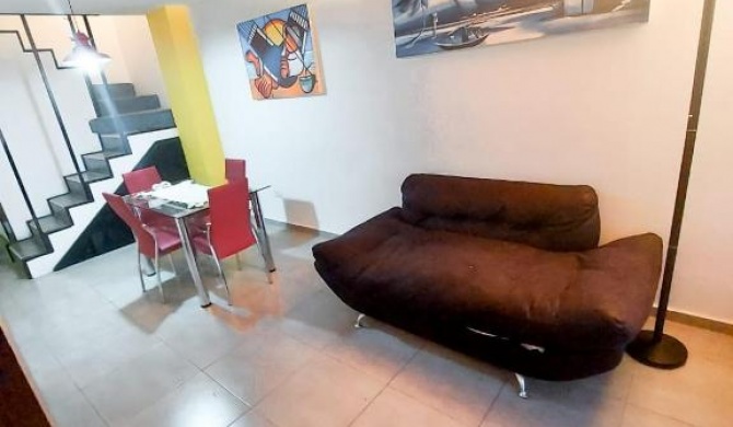 Triplex Pet Friendly con cochera y terraza con asador