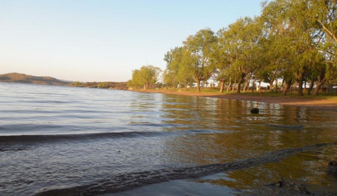 Cabaña en el lago