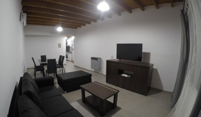 4 - Departamento 2 Dormitorios, Cochera - Mendoza Argentina