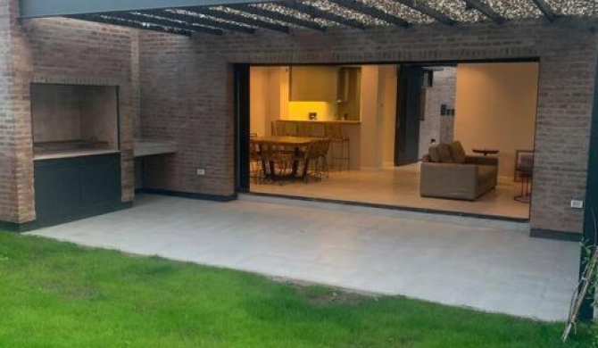 Duplex a estrenar Mendoza cercanías Palmares