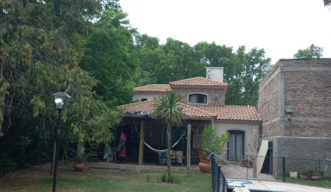 Quinta family house